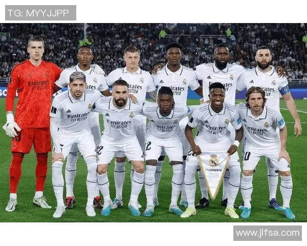 四个字母足球球星风采盘点 看他们如何在绿茵场上书写传奇