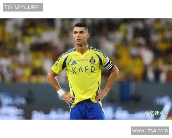 世界足坛最瘦球星是谁他凭借超强天赋征服绿茵场 世界足坛最瘦球星是谁他凭借超强天赋征服绿茵场